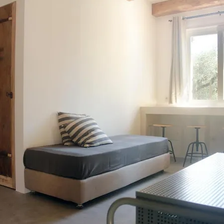 Casal Lluent Bed and Breakfast