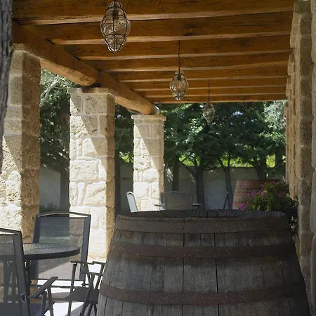 Casal Lluent Bed and Breakfast